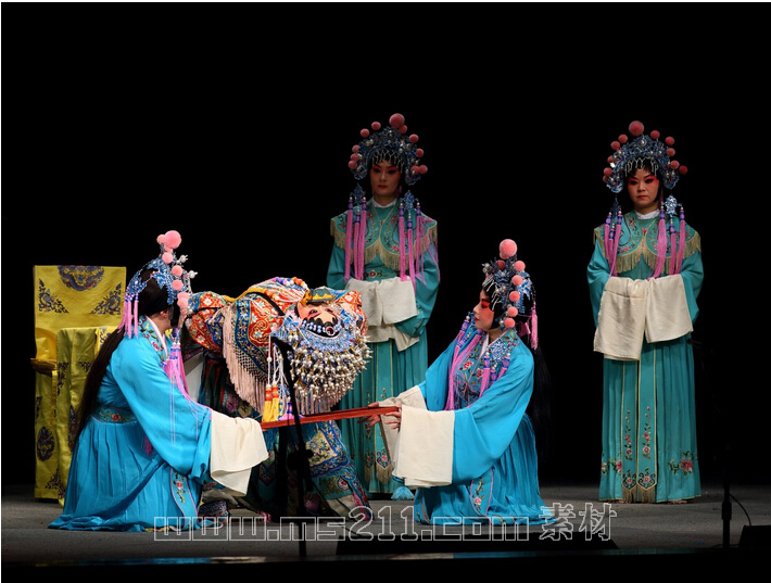 戲劇素材 - 美術(shù)高考網(wǎng) 2015101706