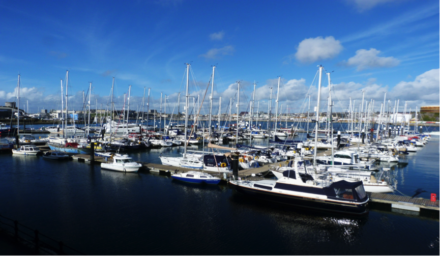 金吉列留學(xué)--普利茅斯大學(xué) 金吉列留學(xué)--普利茅斯大學(xué)