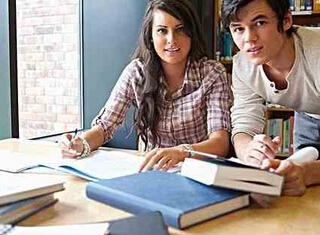 申請(qǐng)美國(guó)本科留學(xué)需要哪些材料