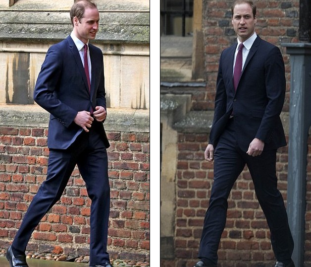 海軍藍(lán)西服套裝搭配酒紅色領(lǐng)帶 海軍藍(lán)西服套裝搭配酒紅色領(lǐng)帶.png