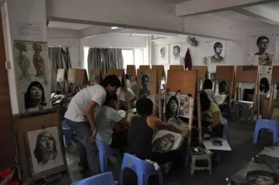 本以為美術(shù)生很牛氣，可結(jié)果。。。,51美術(shù)社