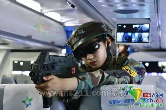 圖為軍體課CS真人對抗活動(dòng)。學(xué)校供圖