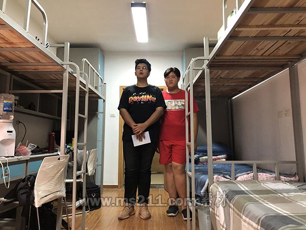 兩人的宿舍&nbsp;&nbsp;本文圖均為 澎湃新聞記者 周琦 實習生 高亮 圖