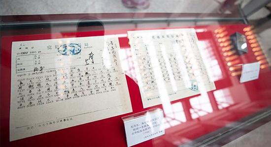 實物展柜。清華大學供圖